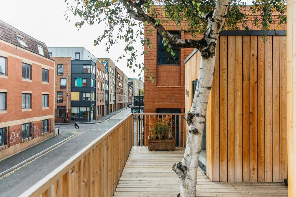 Carmen Eco-Pod / Treehouse, Close To Cabot Circus 布里斯托 外观 照片